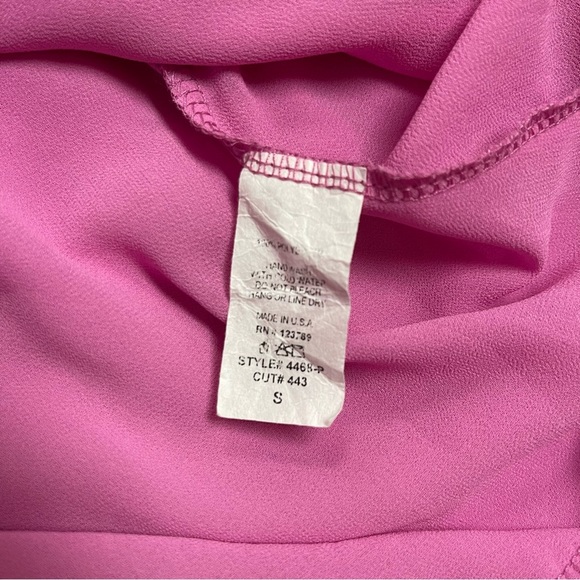 Jolie Blouse Women's Size Small‎ Pink Flare Short Sleeves Lined Barbie Bubblegum - Picture 7 of 7